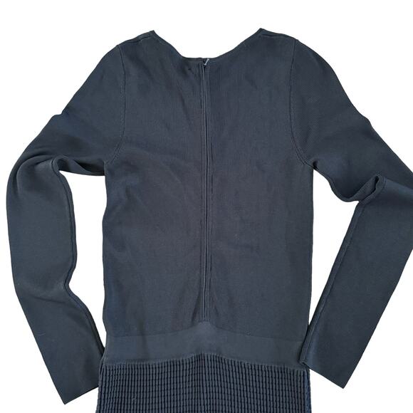 NWOT Steffen Schraut Black & Navy The Heritage Pleated Sweater Dress - Size 10 - Picture 6 of 13